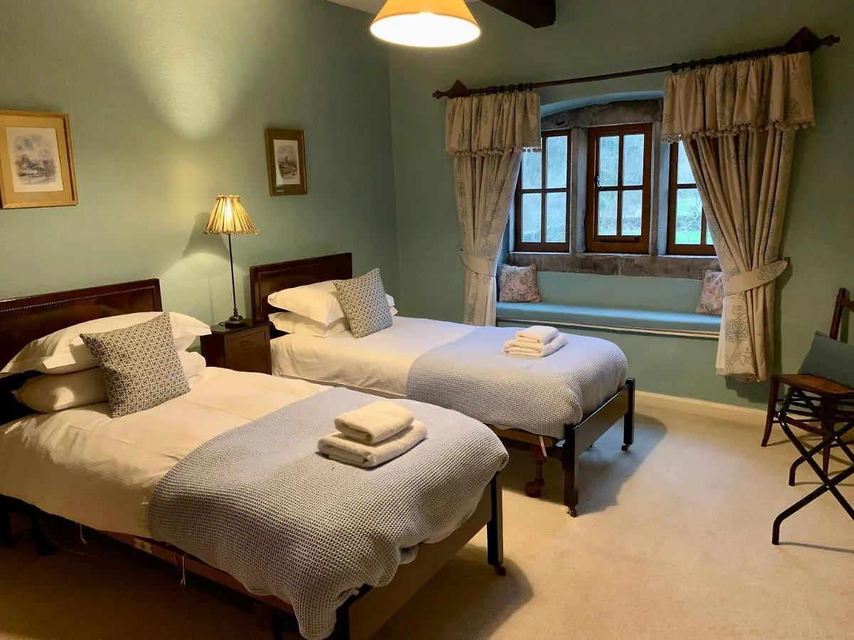 Holiday home Large Country Farmhouse Waddington