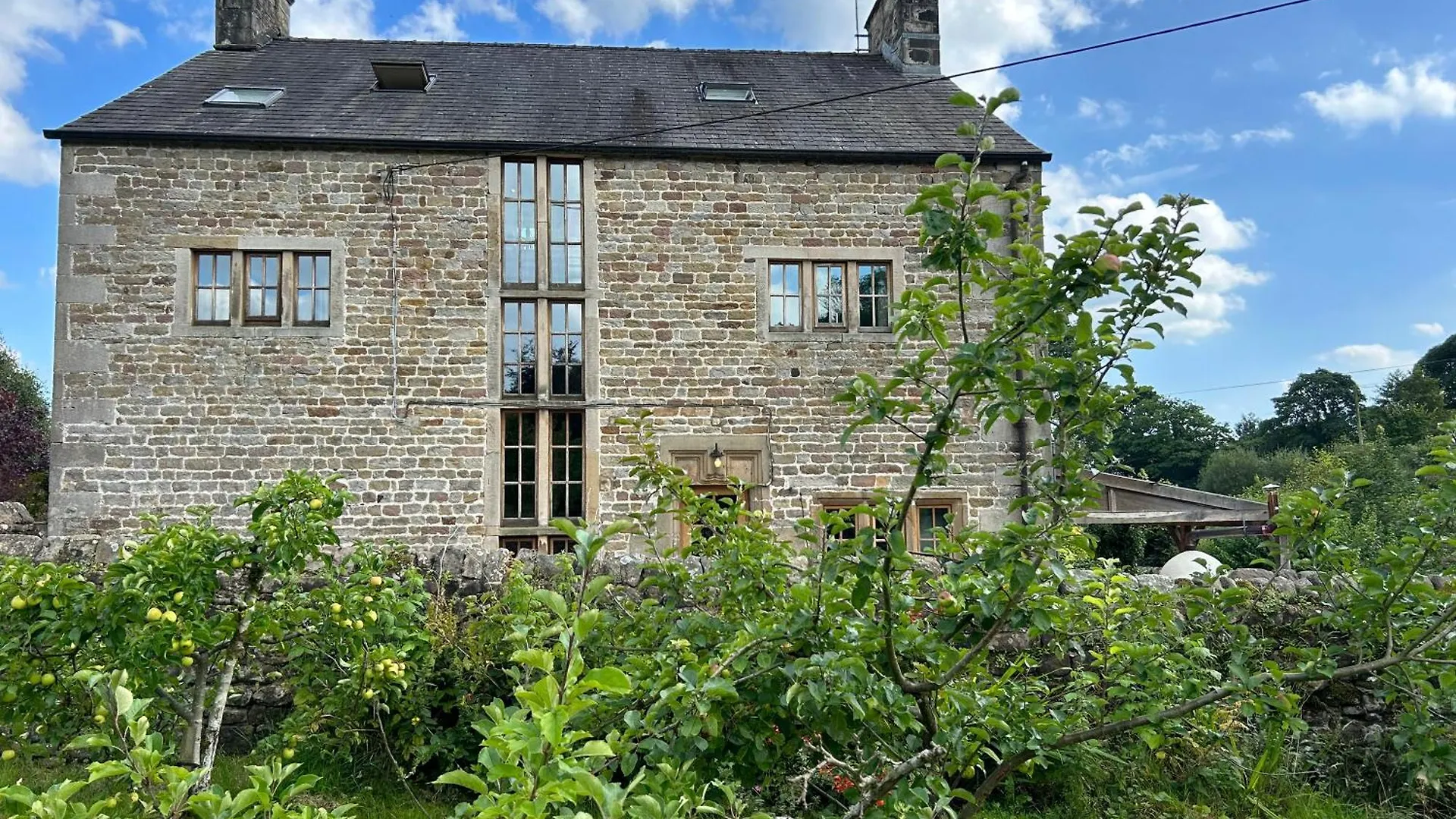 Large Country Farmhouse Waddington  0*, Waddington (Lancashire)
